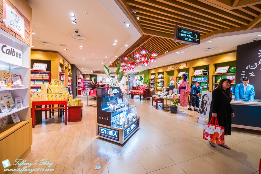 [沖繩景點]DFS旗下沖繩T廣場/日本國內規模最大的路面型免税店/超過130品牌免關稅與消費稅(完整品牌介紹)