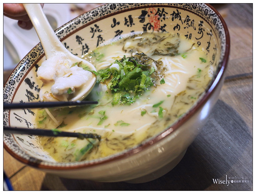 台北中山。樂天皇朝大直店-ATT 4 Recharge｜料理美味豐富，滷肉飯小籠包推出