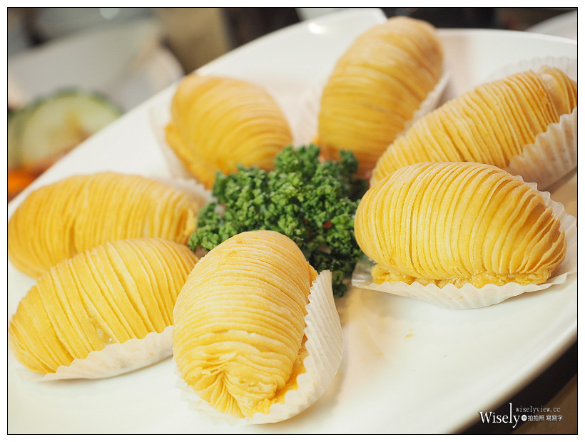 台北中山。樂天皇朝大直店-ATT 4 Recharge｜料理美味豐富，滷肉飯小籠包推出