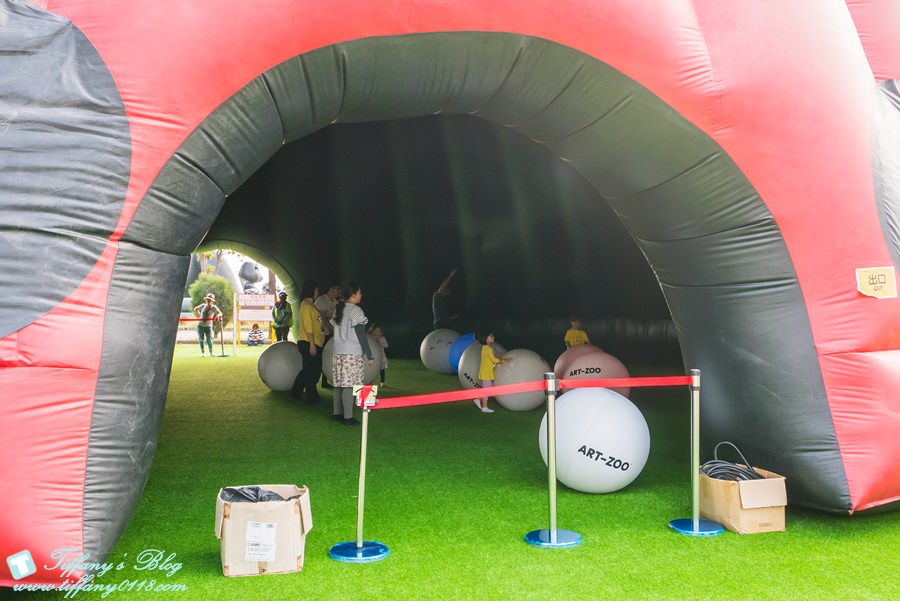 [高雄景點]棧柒庫Art-Zoo藝術動物園/15座大型氣墊樂園/期間限定一票玩到底