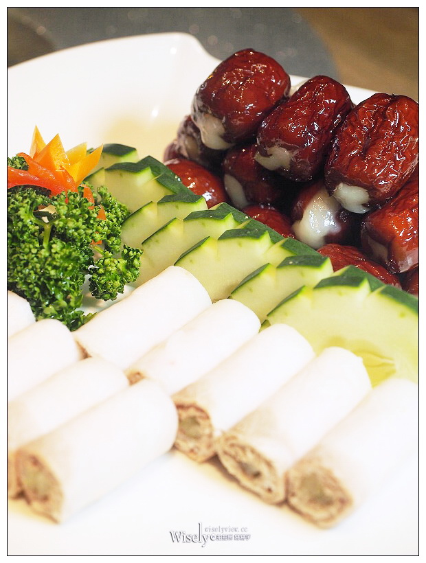 台北中山。樂天皇朝大直店-ATT 4 Recharge｜料理美味豐富，滷肉飯小籠包推出