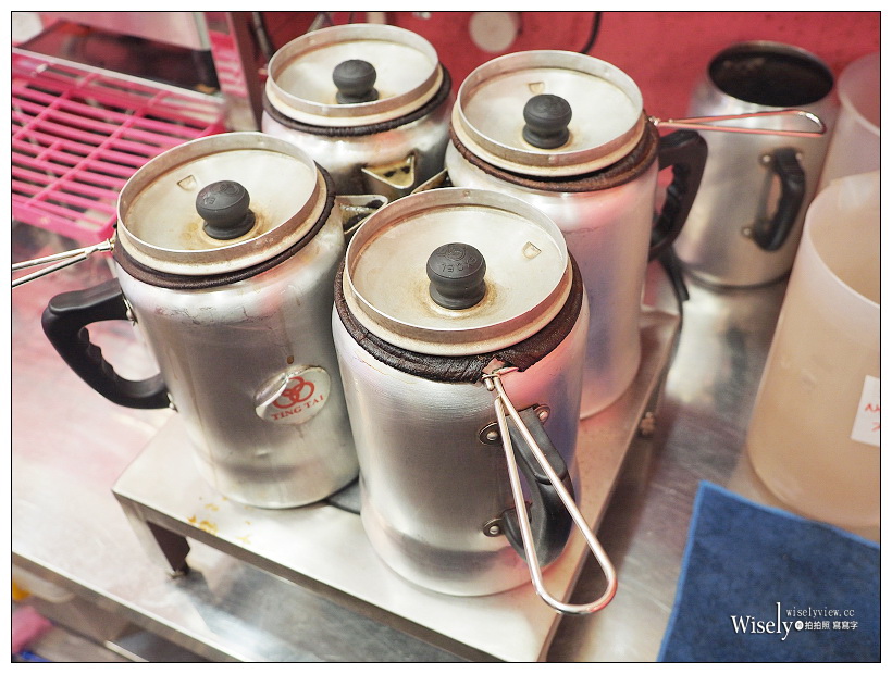 楓茶記大安店︱手沖絲襪奶茶、雞排煎蛋菠蘿＆芝心波蘿～台北東區SOGO商圈人氣美食