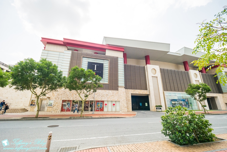 [沖繩景點]DFS旗下沖繩T廣場/日本國內規模最大的路面型免税店/超過130品牌免關稅與消費稅(完整品牌介紹)