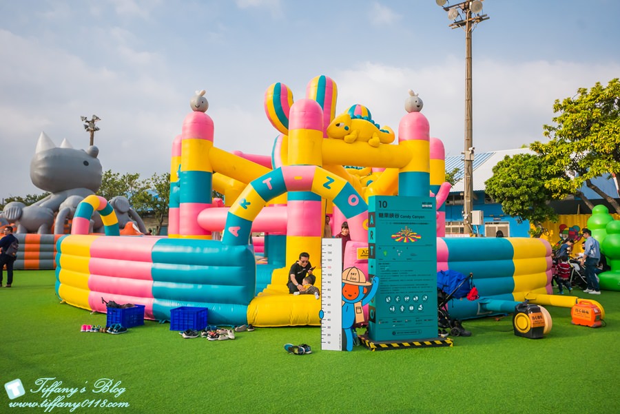 [高雄景點]棧柒庫Art-Zoo藝術動物園/15座大型氣墊樂園/期間限定一票玩到底