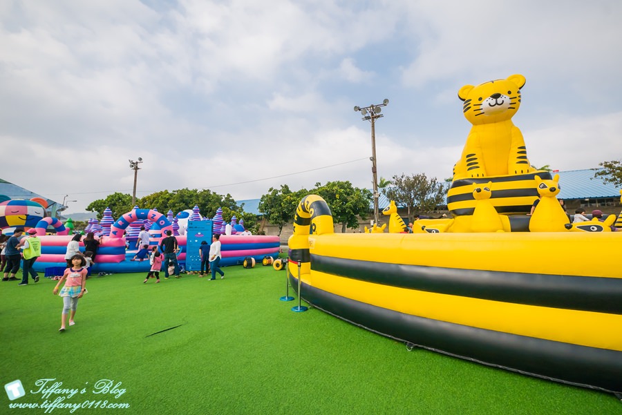 [高雄景點]棧柒庫Art-Zoo藝術動物園/15座大型氣墊樂園/期間限定一票玩到底