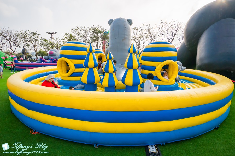 [高雄景點]棧柒庫Art-Zoo藝術動物園/15座大型氣墊樂園/期間限定一票玩到底