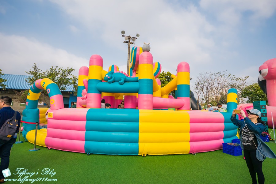 [高雄景點]棧柒庫Art-Zoo藝術動物園/15座大型氣墊樂園/期間限定一票玩到底