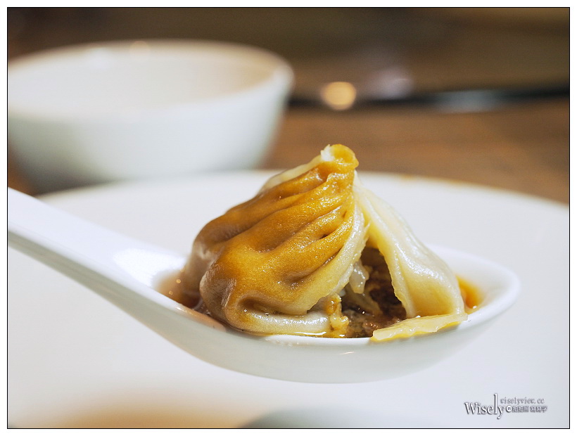 台北中山。樂天皇朝大直店-ATT 4 Recharge｜料理美味豐富，滷肉飯小籠包推出