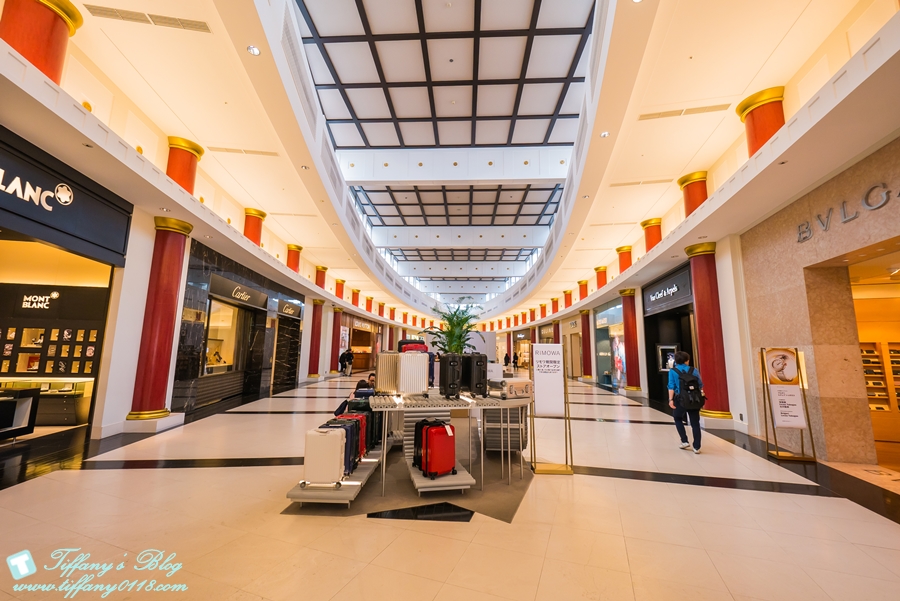 [沖繩景點]DFS旗下沖繩T廣場/日本國內規模最大的路面型免税店/超過130品牌免關稅與消費稅(完整品牌介紹)