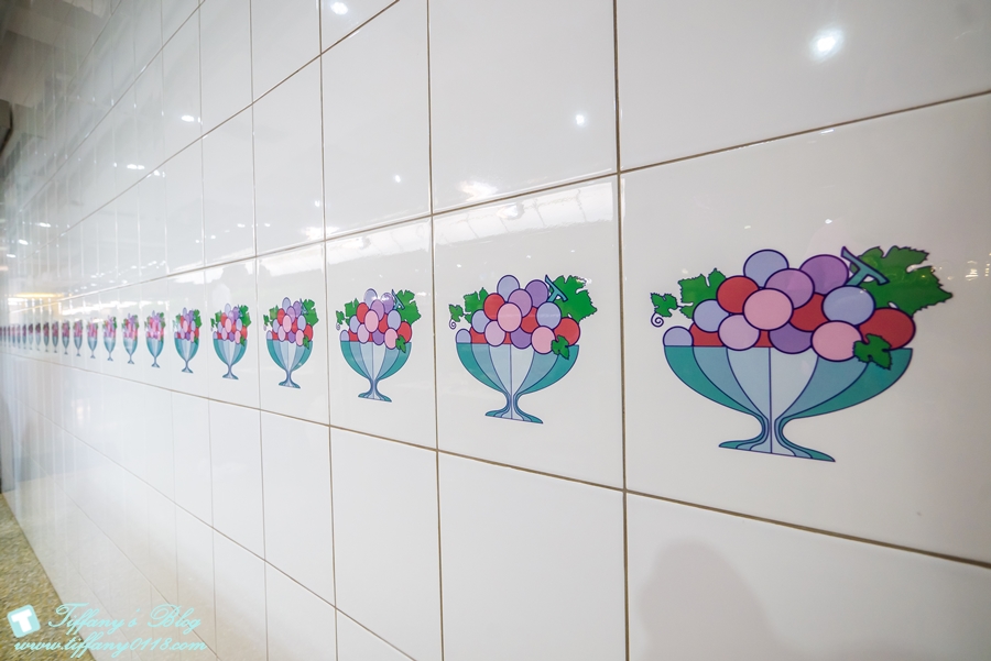 [台北美食]詹記麻辣火鍋(敦南店)/超好吃麻辣鴨血沒吃到會流淚(附24h線上訂位資訊及詳細菜單)/復古裝潢電梯穿越