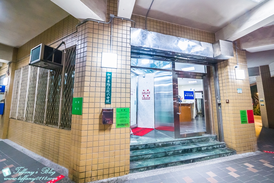 [台北美食]詹記麻辣火鍋(敦南店)/超好吃麻辣鴨血沒吃到會流淚(附24h線上訂位資訊及詳細菜單)/復古裝潢電梯穿越