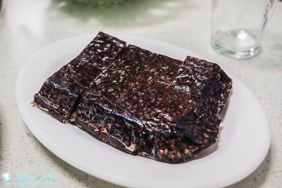 [台北美食]詹記麻辣火鍋(敦南店)/超好吃麻辣鴨血沒吃到會流淚(附24h線上訂位資訊及詳細菜單)/復古裝潢電梯穿越