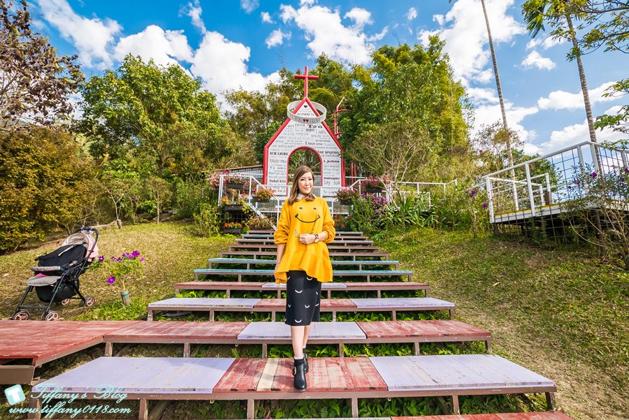 [嘉義景點]綠盈牧場/門票50元有十樣設施可以玩超划算/超美教堂可拍IG照/小朋友最愛的牽牛花造型溜滑梯