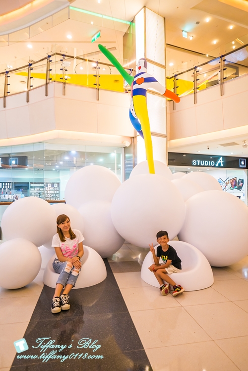 [桃園景點]大江購物中心母親節活動全桃最划算/最新裝置藝術還有優惠活動讓妳有吃有逛還能拍網美照