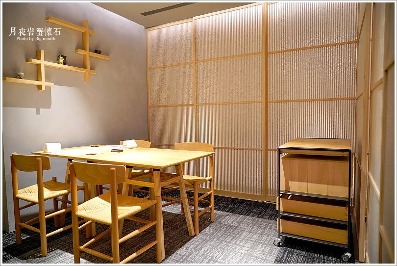 【台北】月夜岩蟹懷石.日本正宗活體蟹懷石料理!