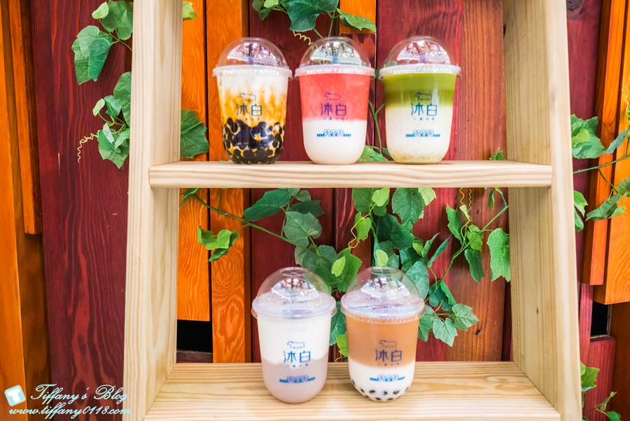 [桃園景點]大江購物中心母親節活動全桃最划算/最新裝置藝術還有優惠活動讓妳有吃有逛還能拍網美照