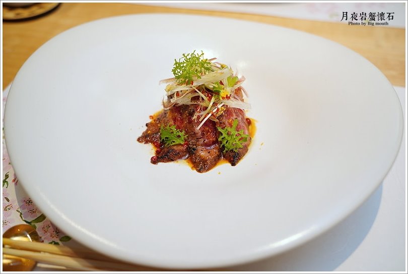 【台北】月夜岩蟹懷石.日本正宗活體蟹懷石料理!