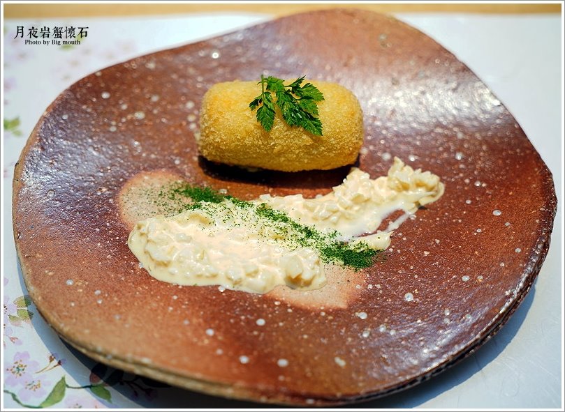 【台北】月夜岩蟹懷石.日本正宗活體蟹懷石料理!