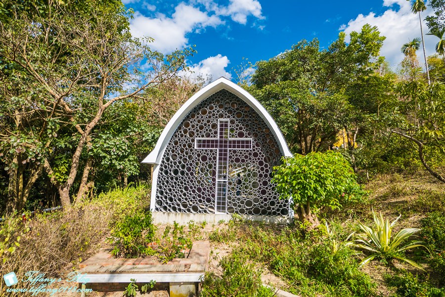 [嘉義景點]綠盈牧場/門票50元有十樣設施可以玩超划算/超美教堂可拍IG照/小朋友最愛的牽牛花造型溜滑梯