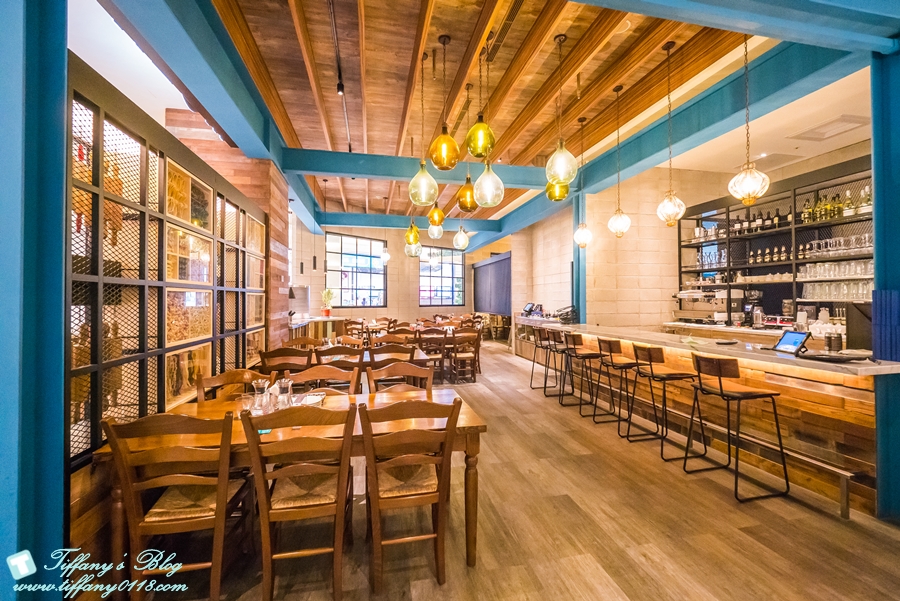 [桃園景點]大江購物中心母親節活動全桃最划算/最新裝置藝術還有優惠活動讓妳有吃有逛還能拍網美照