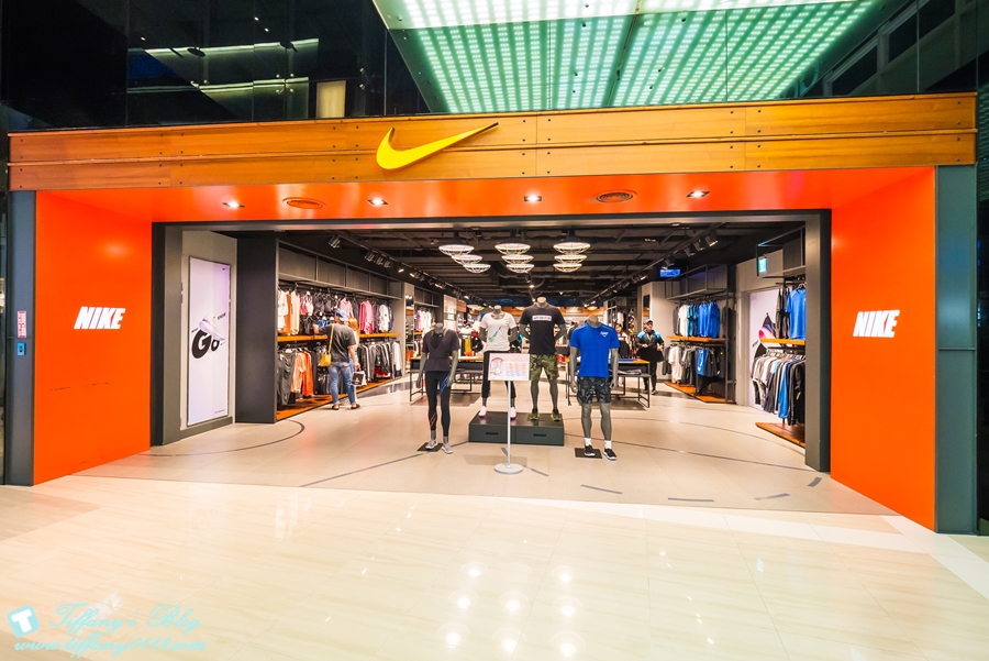 [桃園景點]大江購物中心母親節活動全桃最划算/最新裝置藝術還有優惠活動讓妳有吃有逛還能拍網美照