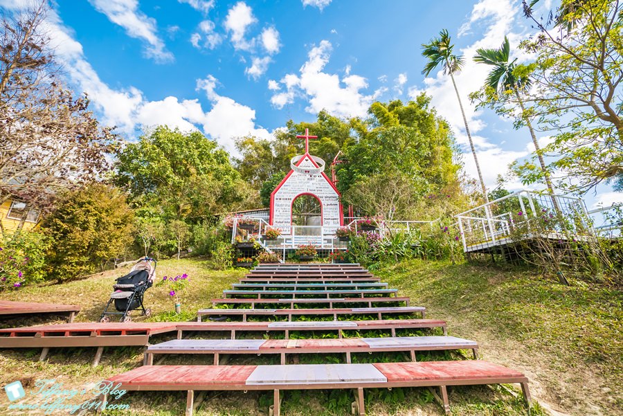 [嘉義景點]綠盈牧場/門票50元有十樣設施可以玩超划算/超美教堂可拍IG照/小朋友最愛的牽牛花造型溜滑梯