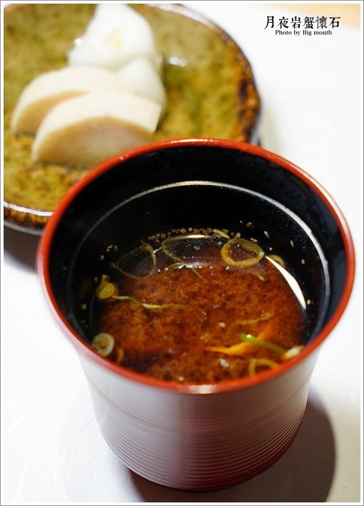 【台北】月夜岩蟹懷石.日本正宗活體蟹懷石料理!