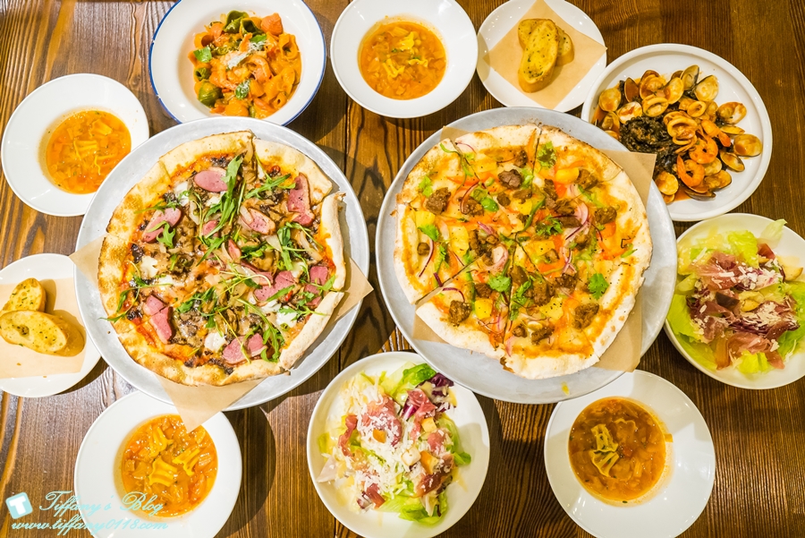 [桃園景點]大江購物中心母親節活動全桃最划算/最新裝置藝術還有優惠活動讓妳有吃有逛還能拍網美照