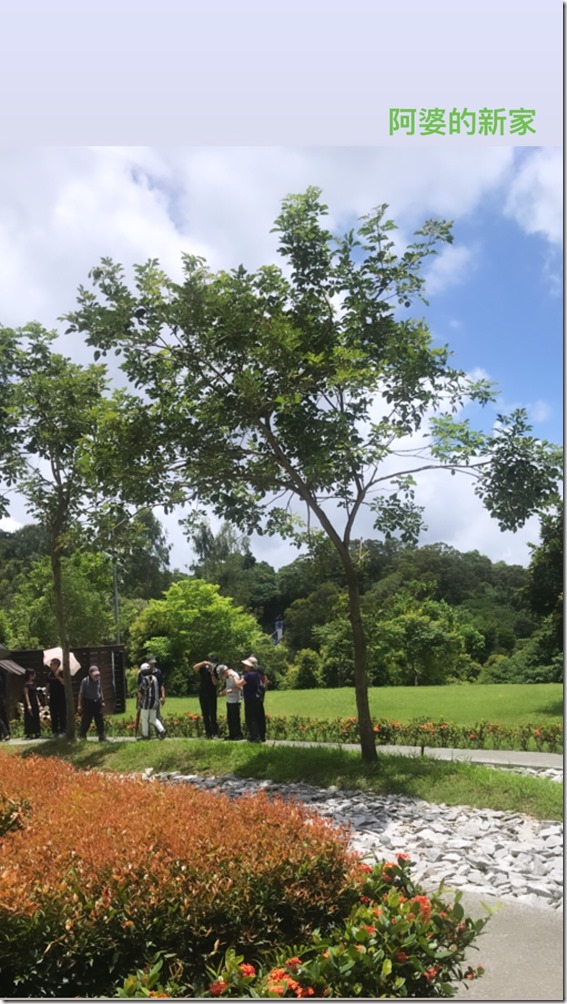 ED59BB85-E7B8-4299-9F65-AFD0E75BB3A1