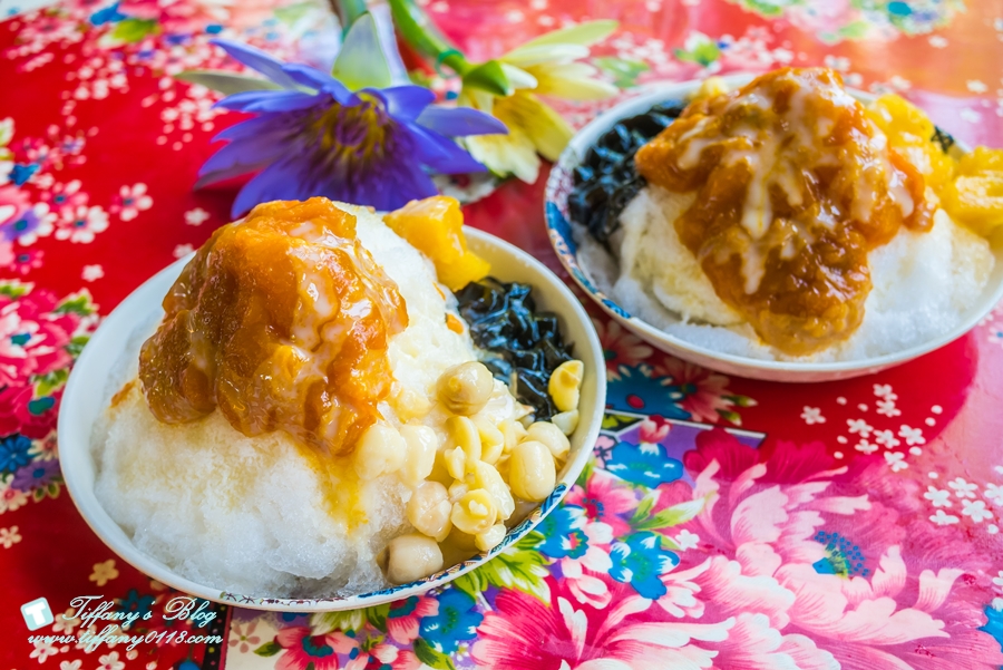 [桃園景點]蓮荷園休閒農場/桃園大王蓮/限重100公斤可站可躺/荷葉蓮子大餐還有蓮子剉冰超消暑