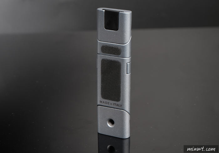 梅問題－Manfrotto TwistGrip來自義大利的鋁合金萬用手機夾，含冷靴座可加裝補光燈直播更方便