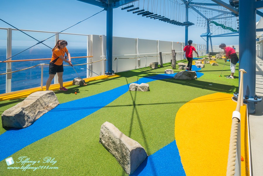 上順旅行社之星夢郵輪玩什麼?船上所有活動全紀錄/戶外泳池攀岩牆+室內VR賽車電競場/各種親子活動還有大型表演秀看不完