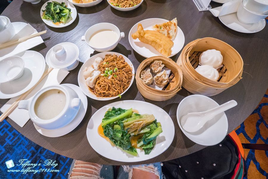 上順旅行社之星夢郵輪玩什麼?船上所有活動全紀錄/戶外泳池攀岩牆+室內VR賽車電競場/各種親子活動還有大型表演秀看不完