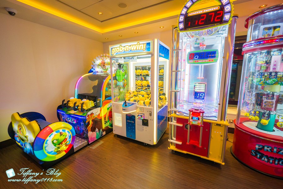 上順旅行社之星夢郵輪玩什麼?船上所有活動全紀錄/戶外泳池攀岩牆+室內VR賽車電競場/各種親子活動還有大型表演秀看不完