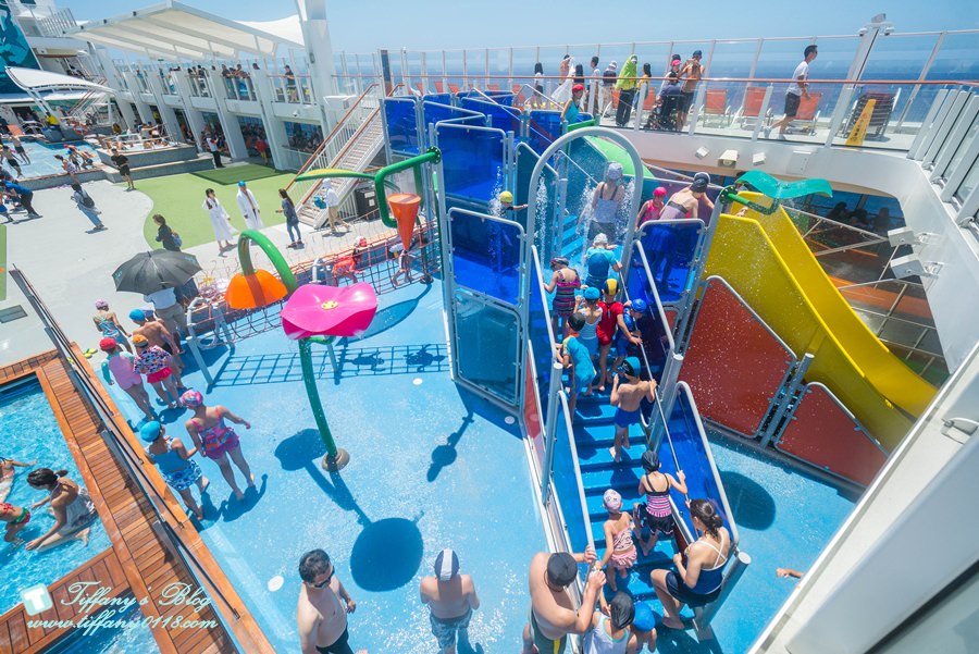 上順旅行社之星夢郵輪玩什麼?船上所有活動全紀錄/戶外泳池攀岩牆+室內VR賽車電競場/各種親子活動還有大型表演秀看不完