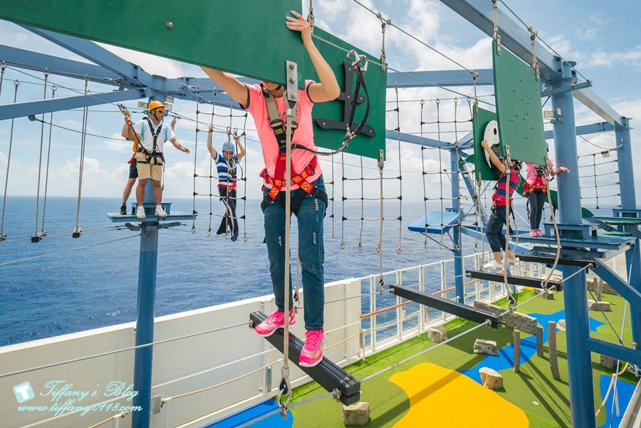 上順旅行社之星夢郵輪玩什麼?船上所有活動全紀錄/戶外泳池攀岩牆+室內VR賽車電競場/各種親子活動還有大型表演秀看不完