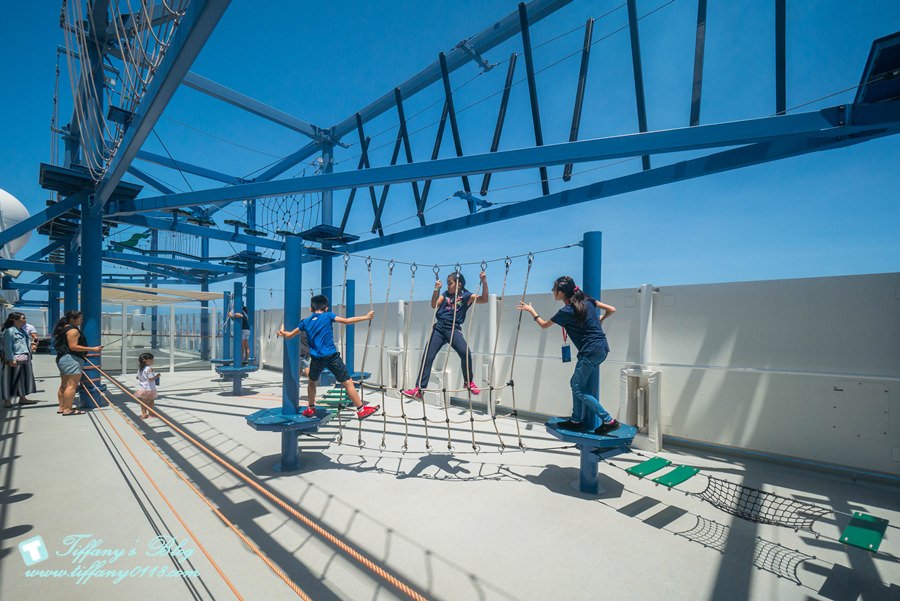 上順旅行社之星夢郵輪玩什麼?船上所有活動全紀錄/戶外泳池攀岩牆+室內VR賽車電競場/各種親子活動還有大型表演秀看不完