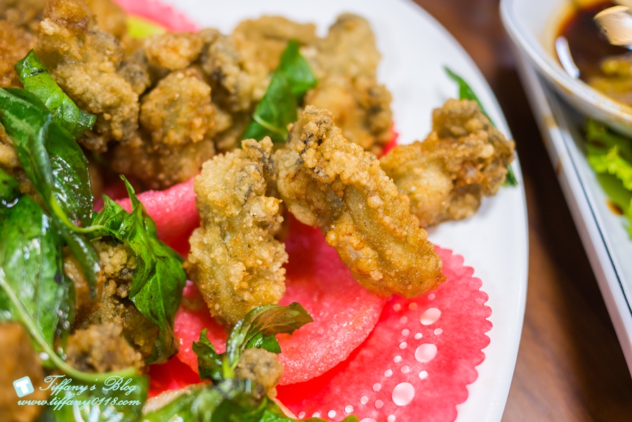 [宜蘭美食]甲富哥活海產/飯後超澎湃水果盤才是重點/好吃又便宜的宜蘭海鮮餐廳推薦