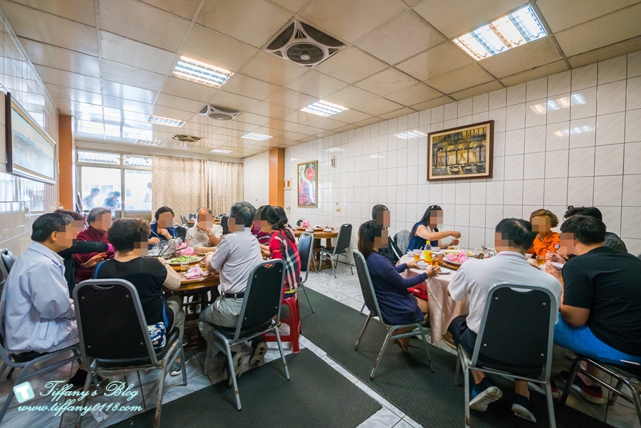 [宜蘭美食]甲富哥活海產/飯後超澎湃水果盤才是重點/好吃又便宜的宜蘭海鮮餐廳推薦
