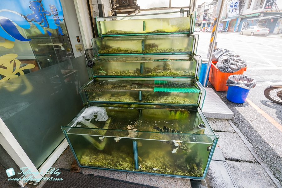 [宜蘭美食]甲富哥活海產/飯後超澎湃水果盤才是重點/好吃又便宜的宜蘭海鮮餐廳推薦