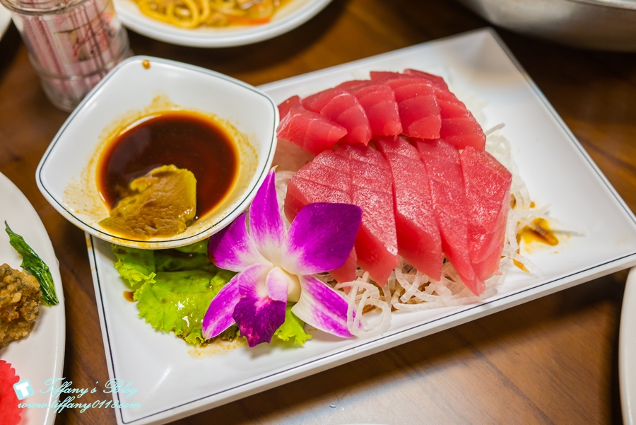 [宜蘭美食]甲富哥活海產/飯後超澎湃水果盤才是重點/好吃又便宜的宜蘭海鮮餐廳推薦