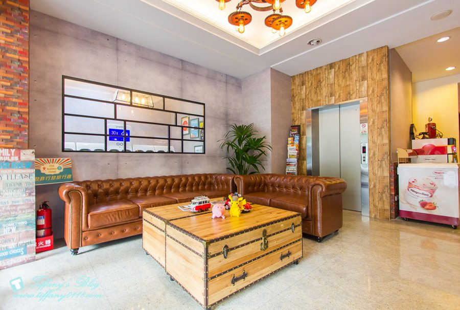 [台中住宿]歐非行旅/平價台中住宿推薦 /平日雙人房+gogoro任妳騎9hr不到2000元超划算/近審計新村及勤美綠園道的台中旅店