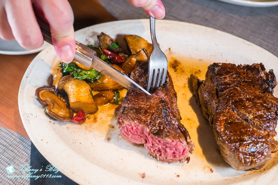 [台北美食]綻1852 牛排館/結合台菜創意的料理/台北最好吃的牛排龍蝦在這裡(附菜單)