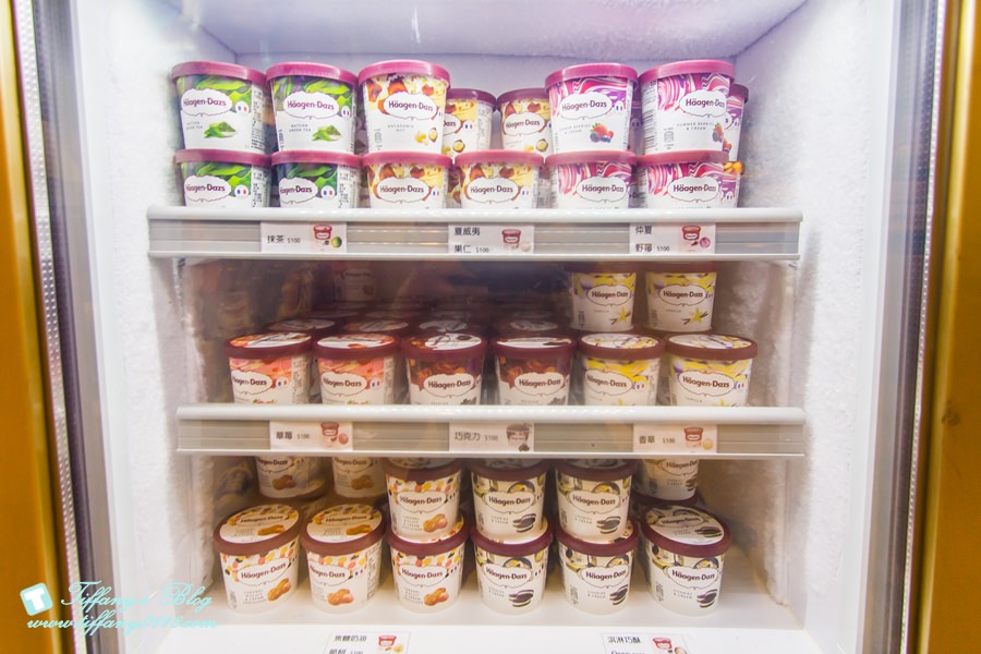 [台中住宿]歐非行旅/平價台中住宿推薦 /平日雙人房+gogoro任妳騎9hr不到2000元超划算/近審計新村及勤美綠園道的台中旅店