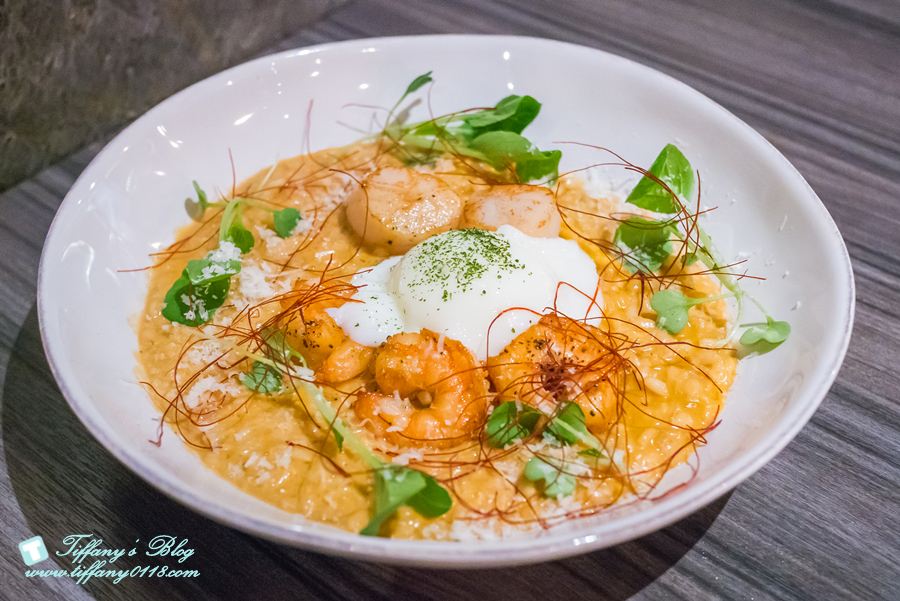 [台中住宿]歐非行旅/平價台中住宿推薦 /平日雙人房+gogoro任妳騎9hr不到2000元超划算/近審計新村及勤美綠園道的台中旅店