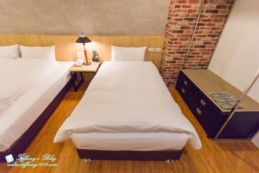 [台中住宿]歐非行旅/平價台中住宿推薦 /平日雙人房+gogoro任妳騎9hr不到2000元超划算/近審計新村及勤美綠園道的台中旅店