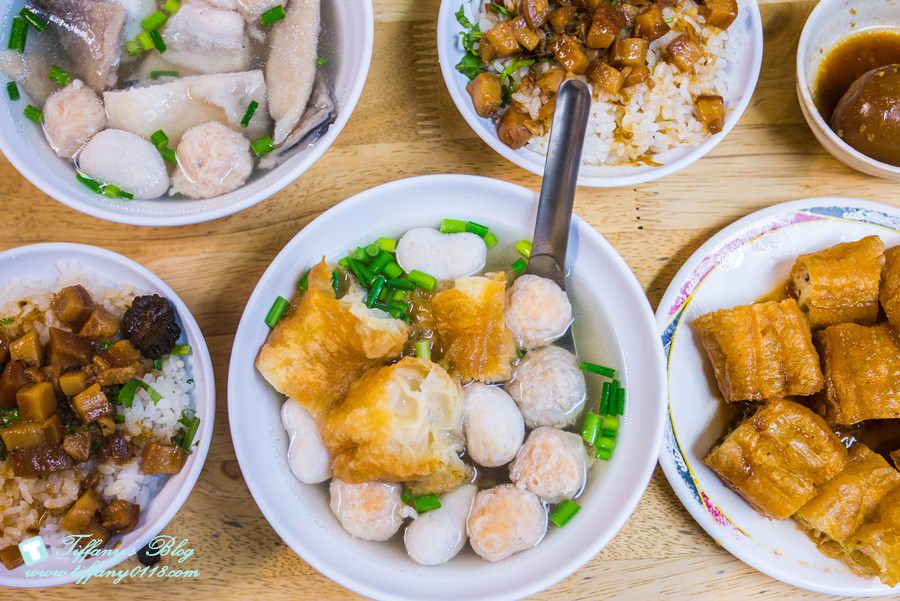 [台南美食]永記虱目魚丸/台南在地人推薦早午餐選擇/虱目魚丸湯和肉燥飯必點