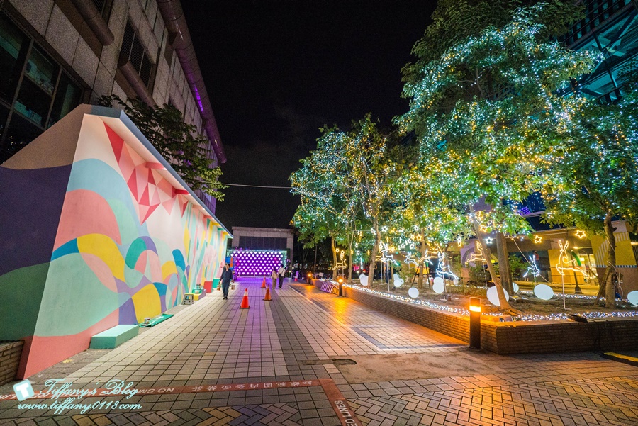 2019新北耶誕城燈區完整紀錄及交通資訊/教你怎麼玩怎麼去/32樓免費看夜景