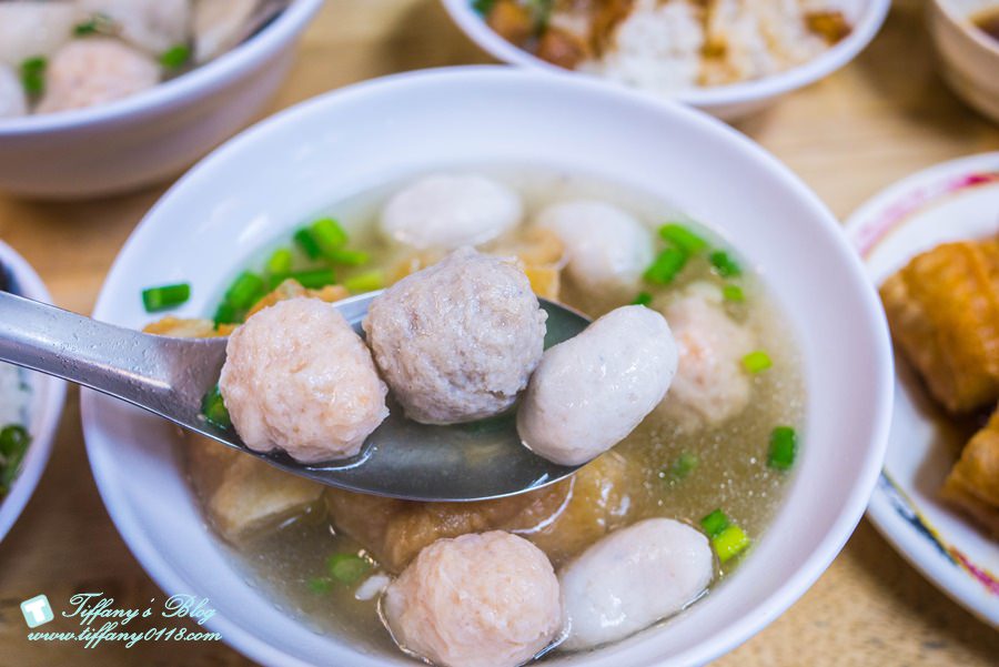 [台南美食]永記虱目魚丸/台南在地人推薦早午餐選擇/虱目魚丸湯和肉燥飯必點