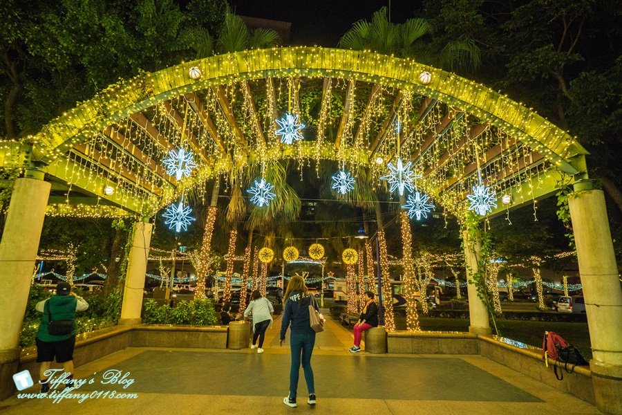 2019新北耶誕城燈區完整紀錄及交通資訊/教你怎麼玩怎麼去/32樓免費看夜景